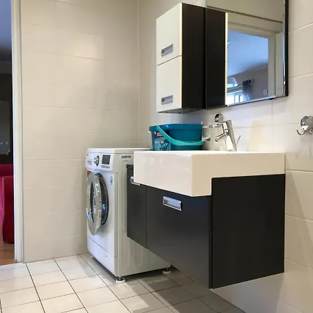 아파트 Large, Comfortable, Quiet - Luxury Minutes From Old Town *